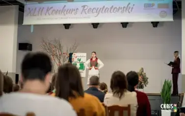 Finał konkursu recytatorskiego "Kurpie Zielone w Literaturze" - 18.11.2025 r. 58