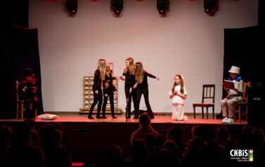 Spektakl teatralny &bdquo;Aniołek w klatce&rdquo; - 13.01.2026 r. 7