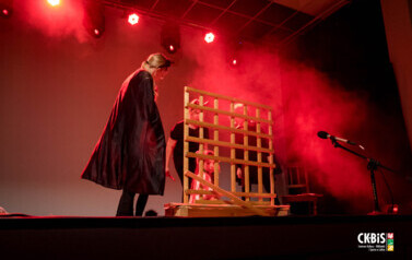Spektakl teatralny &bdquo;Aniołek w klatce&rdquo; - 13.01.2026 r. 15