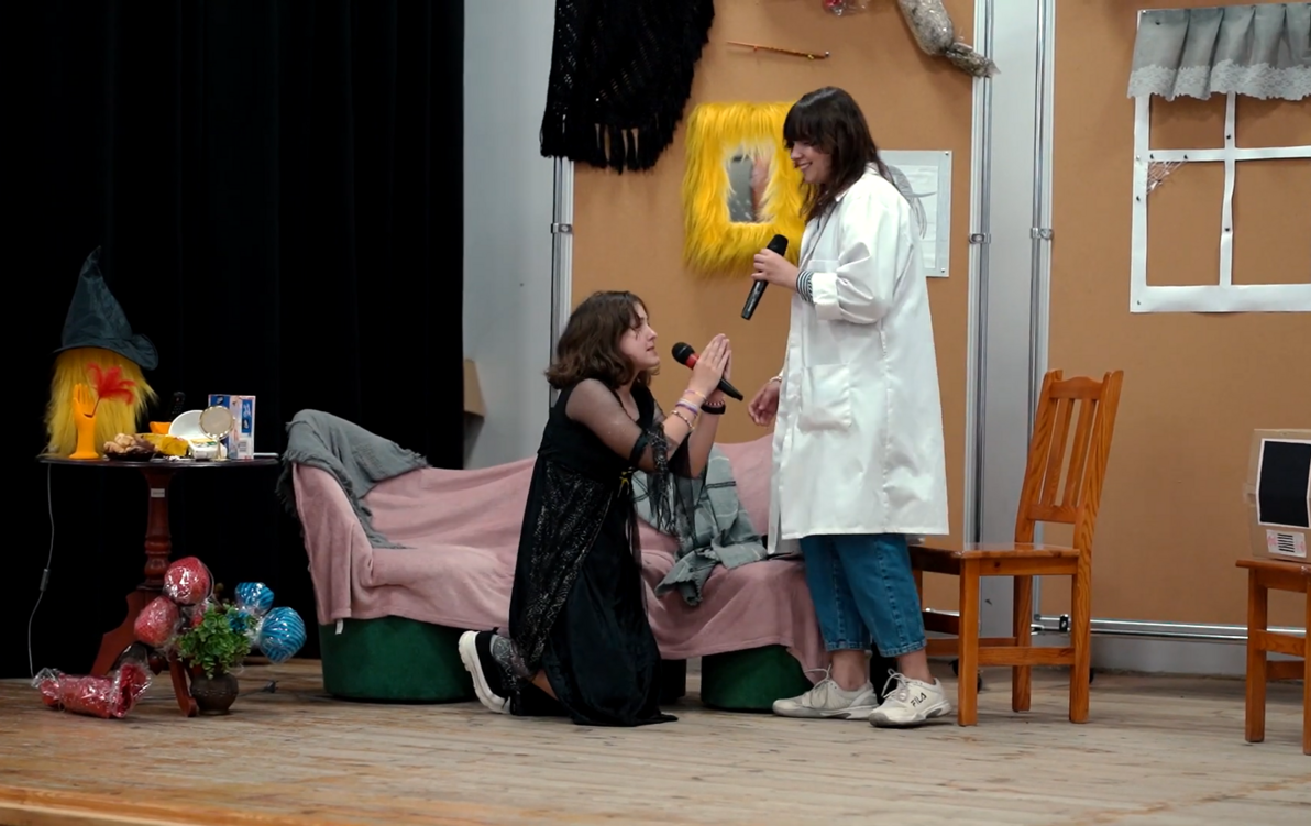 Zdjęcie do Grupa teatralna "Wisienki"