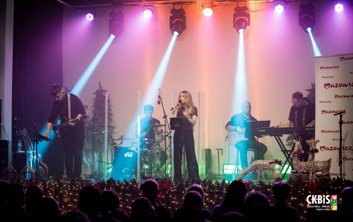 Zdjęcie do Za nami Koncert Noworoczny &bdquo;Kobiety Polskiej Estrady&rdquo;